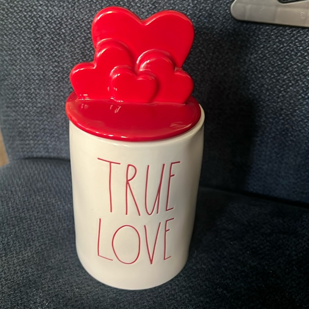 🍫Rae Dunn True Love‎ Candle🍓